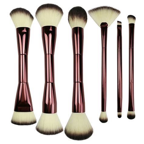 dual ended eyeshadow brush